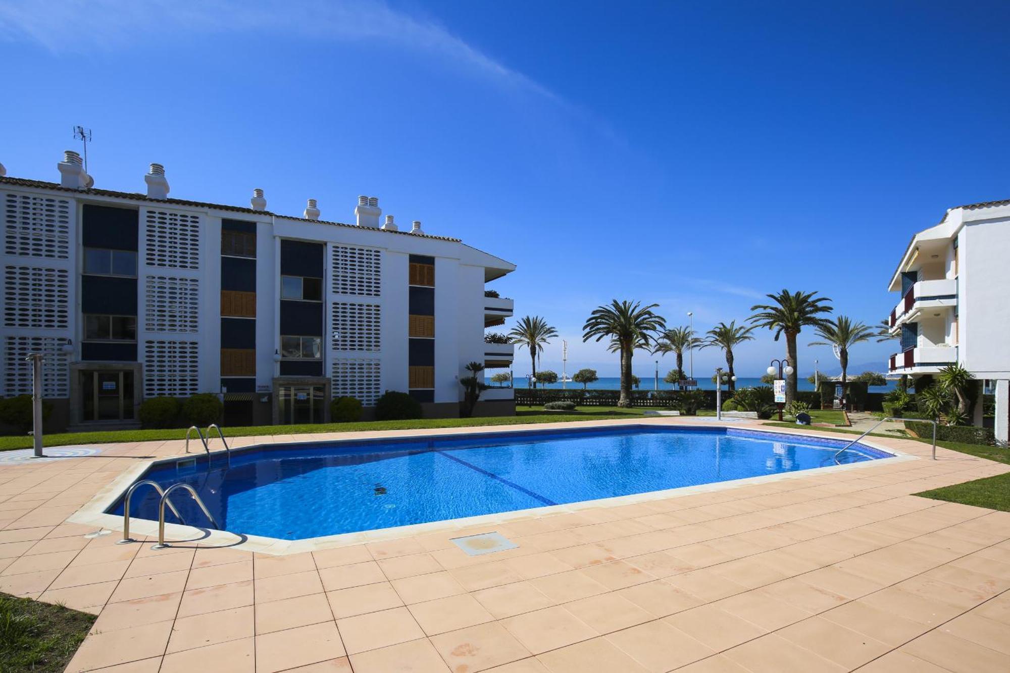 Апартаменты New Playazul 4 Камбрильс Экстерьер фото